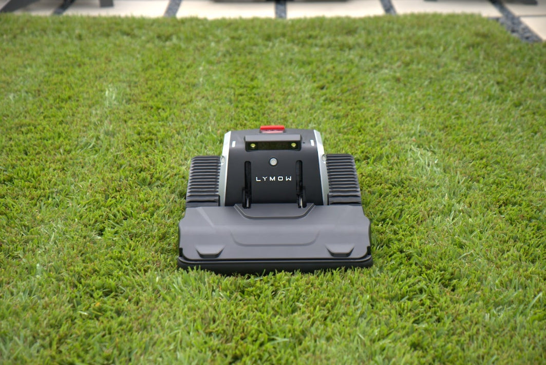 What Are Robotic Mowers? A Beginner’s Guide